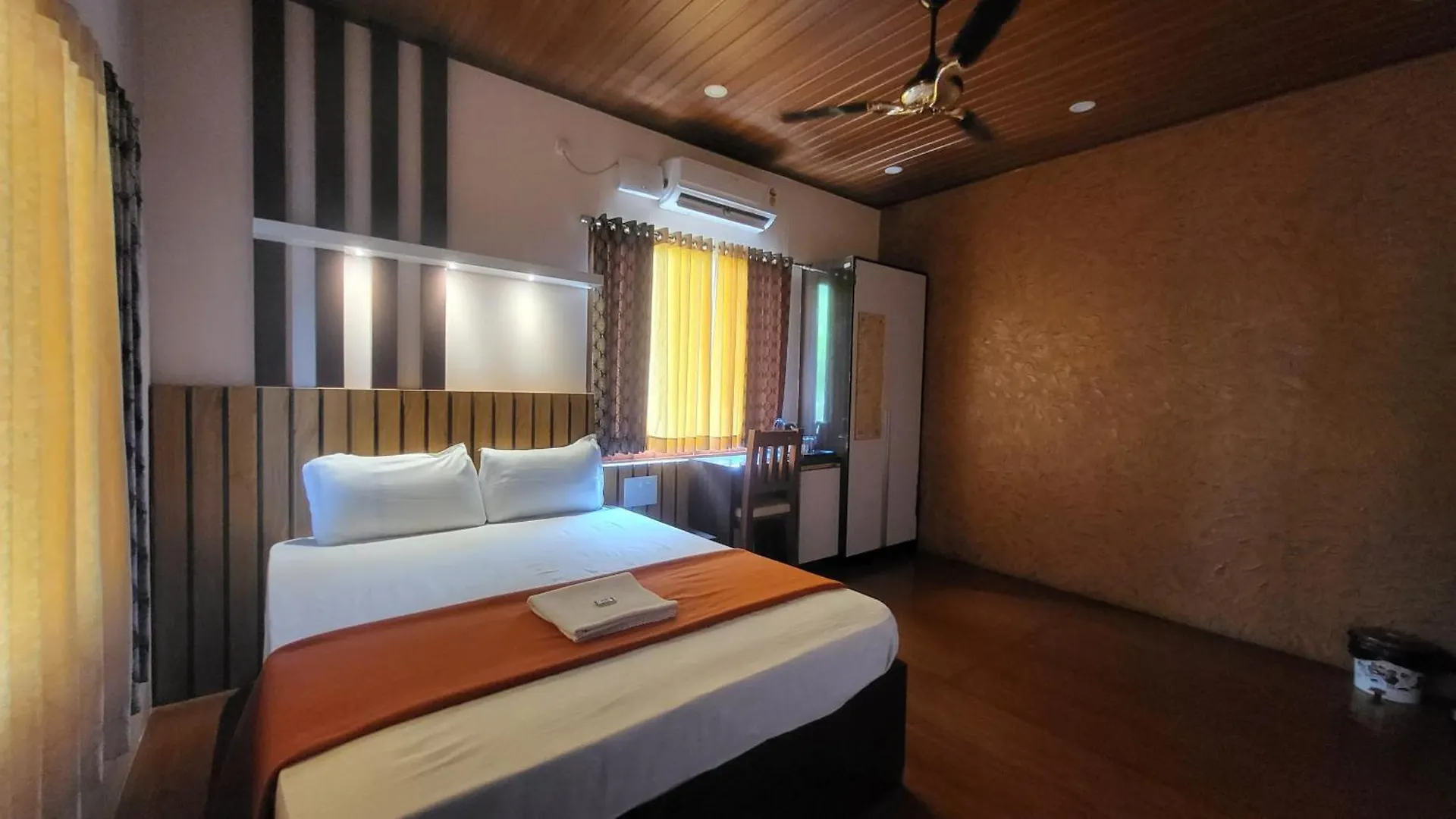 Bell Farms And Resorts Mundrothuruth 营地